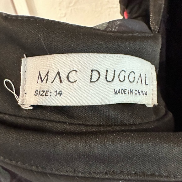 Mac Duggal One Shoulder Ruffled Rose Print Layered High Low Dress in Size 14 - Picture 5 of 8